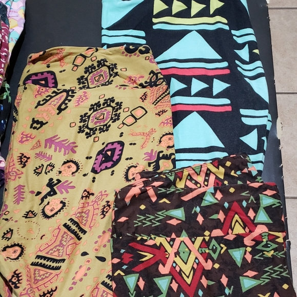 TC Lularoe Leggings (19 pair) - Picture 4 of 5